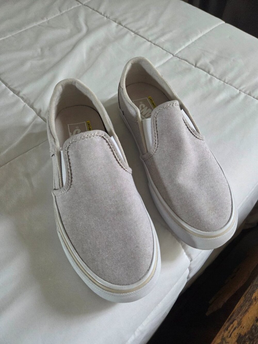 Womans slip on foam Vans